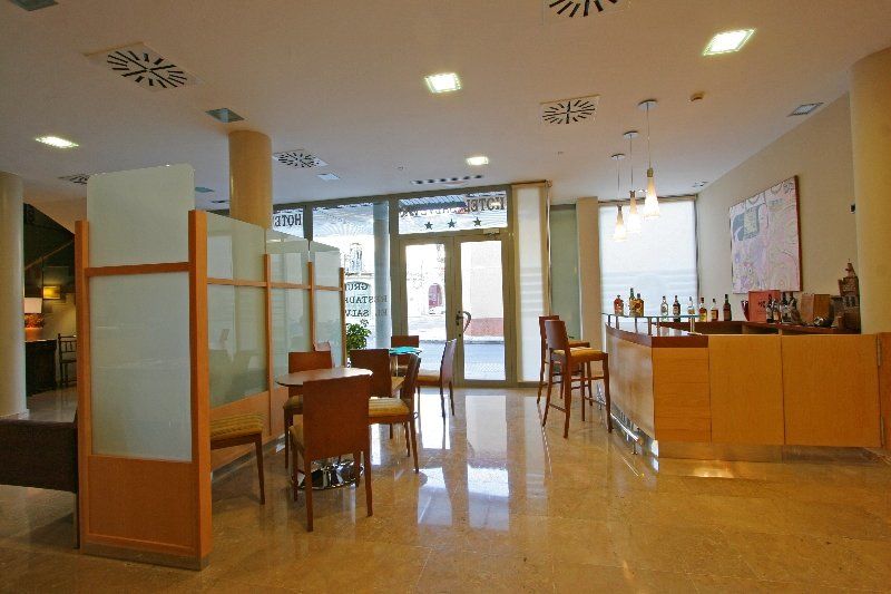 Hotel Salvevir เอเฆอา เด ลอส กาบาเยรอส ร้านอาหาร รูปภาพ